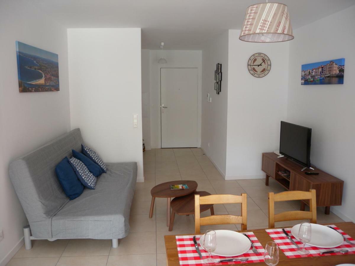 Hendaye- T2 3*-Wifi-350M Plage-Terrasse-Garage Exterior foto